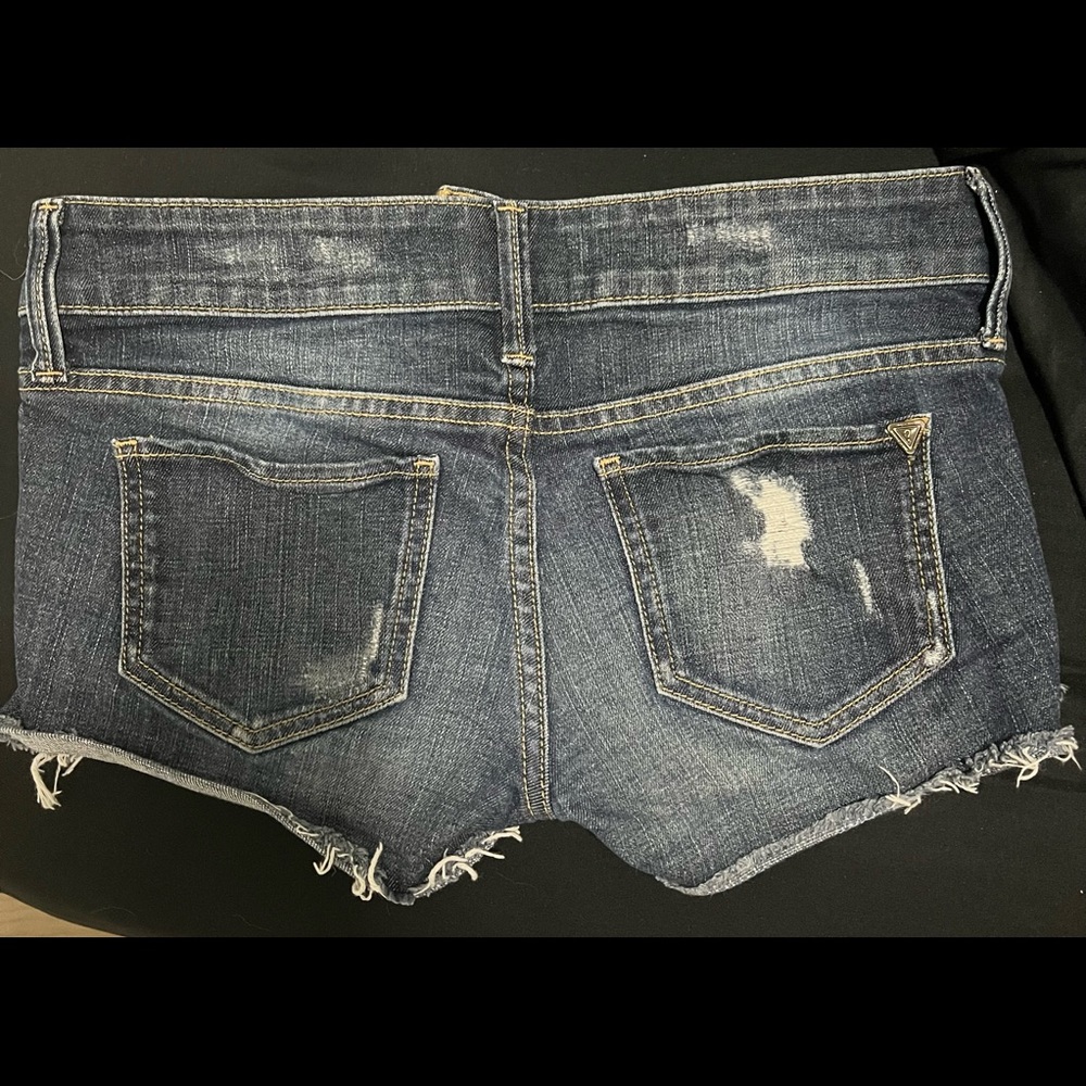 Guess - Picture 2 of 2